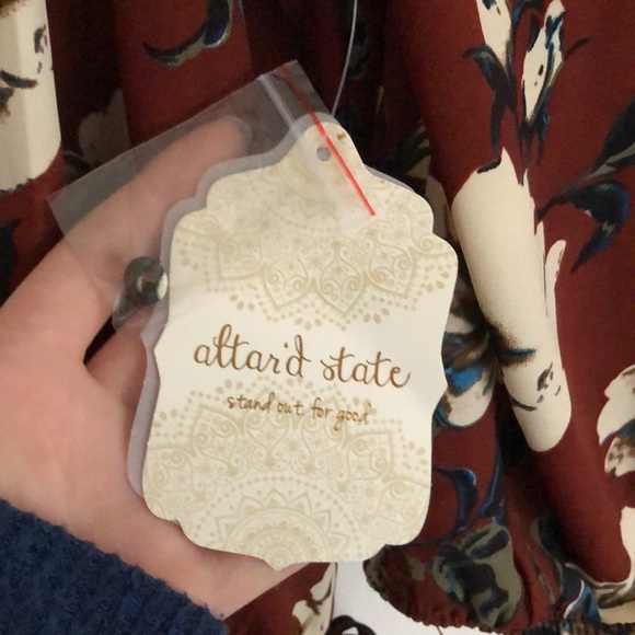 Altar’d State blouse - Picture 4 of 4